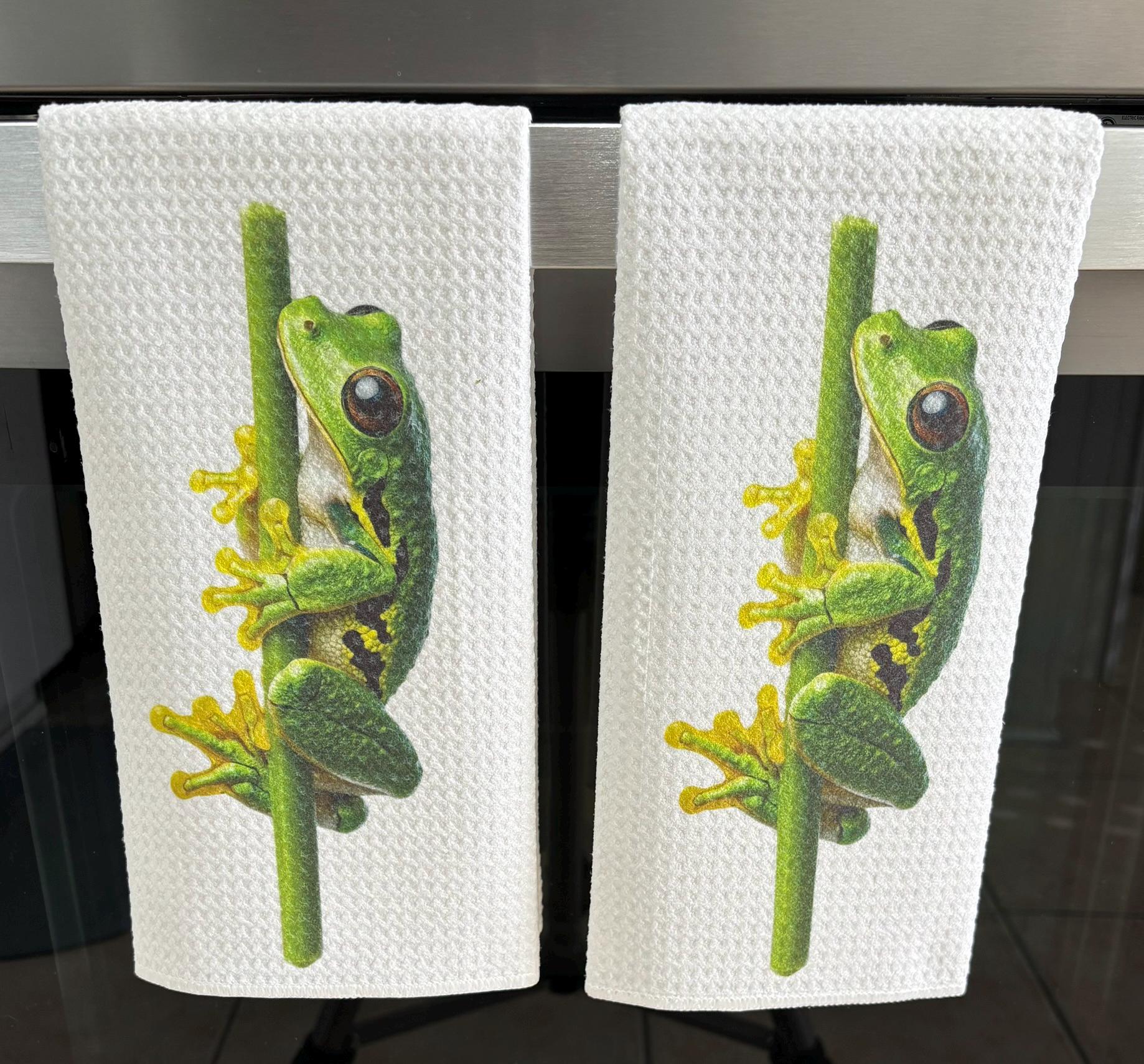 Frog Kitchen Towels Set: Charming Branch Design for Home Decor and Drying Dishes