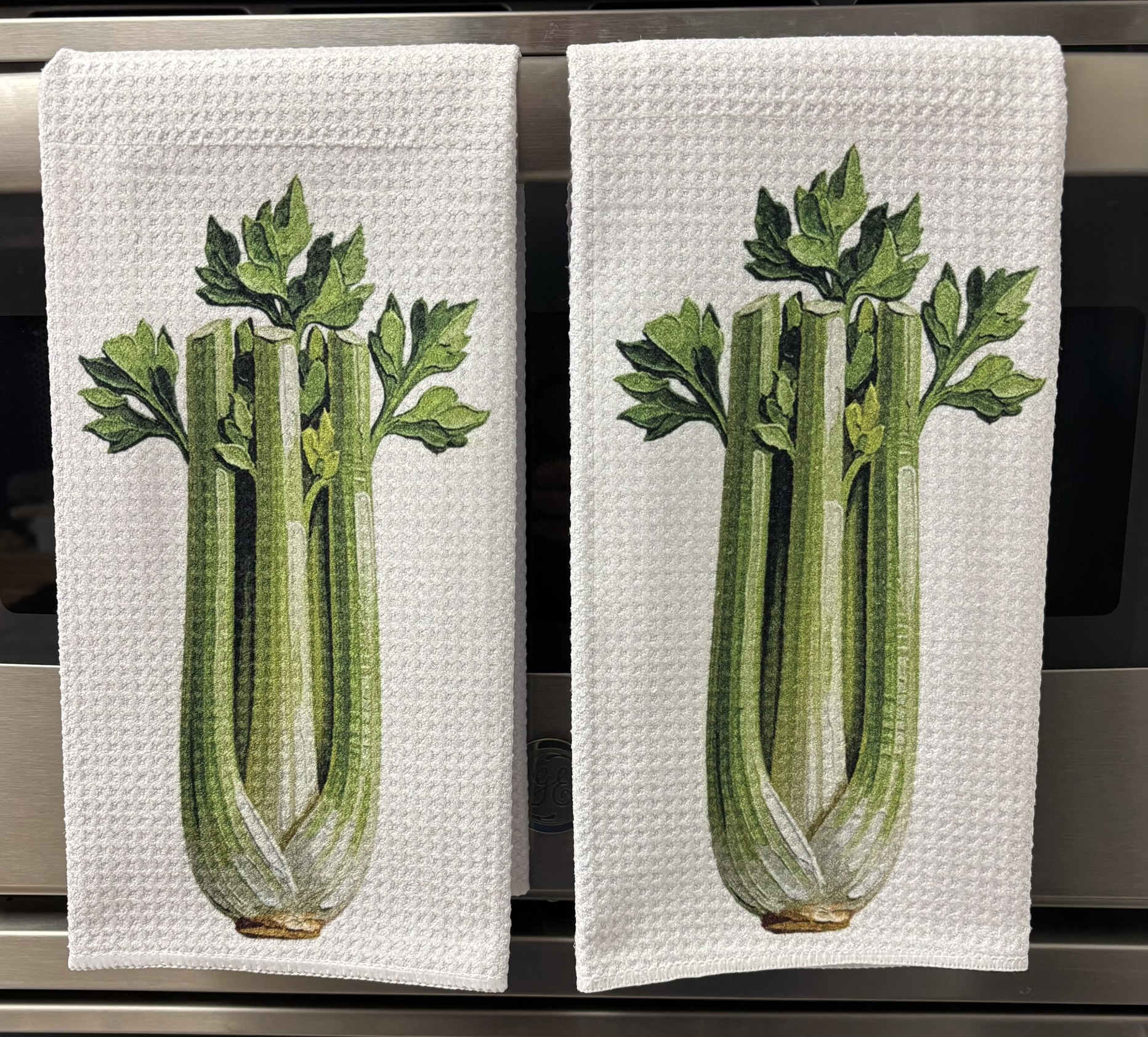 Fresh Celery Decorative Kitchen Towels - Image 3